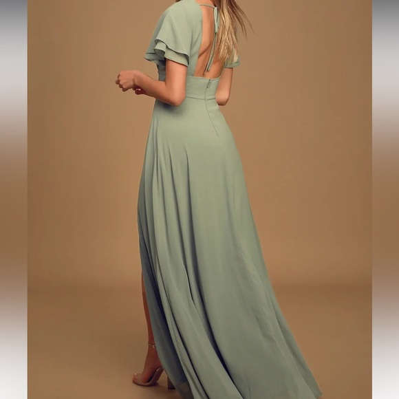 Lulu’s Flutter Sleeve Maxi Dress - Picture 2 of 4